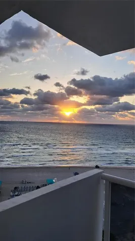 3725 S Ocean Drive Hollywood FL 33019
