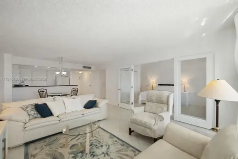 3725 S Ocean Drive Hollywood FL 33019