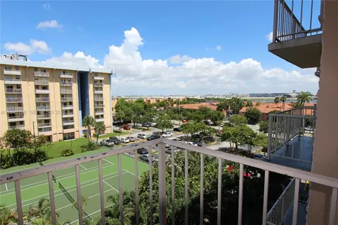 4550 NW 9th Street Miami FL 33126
