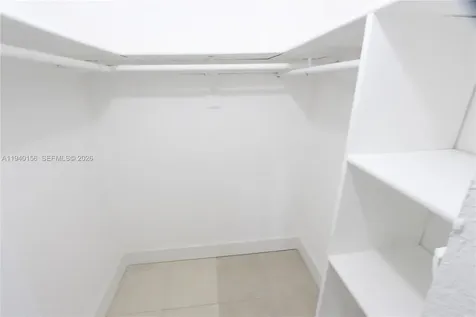 4550 NW 9th Street Miami FL 33126