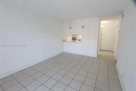 4550 NW 9th Street Miami FL 33126