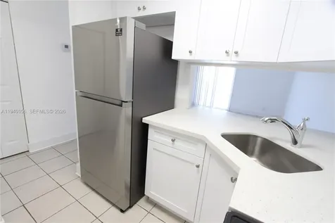4550 NW 9th Street Miami FL 33126