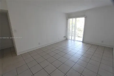 4550 NW 9th Street Miami FL 33126