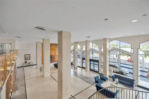 5601 Collins Avenue Miami Beach FL 33140