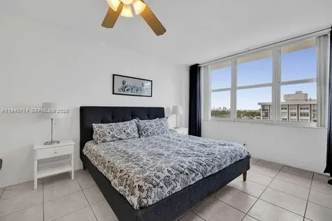 5601 Collins Avenue Miami Beach FL 33140