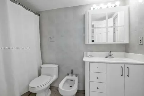 5601 Collins Avenue Miami Beach FL 33140