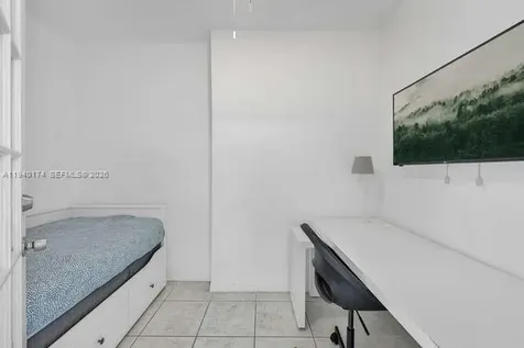 5601 Collins Avenue Miami Beach FL 33140
