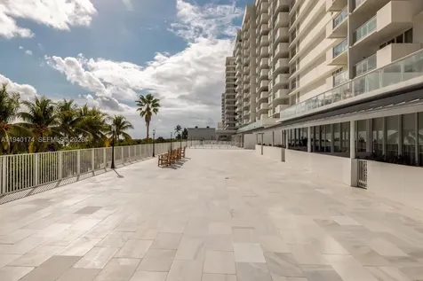 5601 Collins Avenue Miami Beach FL 33140