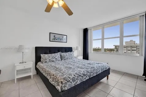 5601 Collins Avenue Miami Beach FL 33140