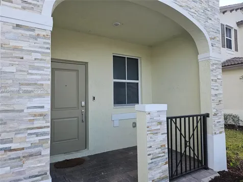 2530 SE 29th Street Homestead FL 33035