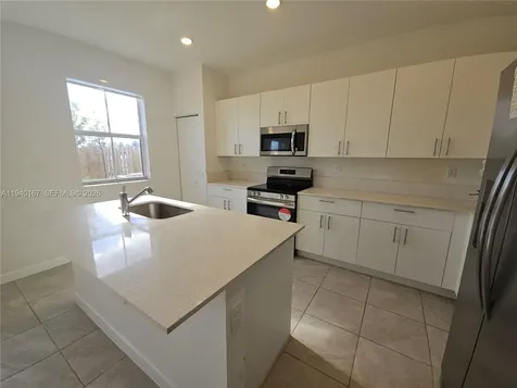 2530 SE 29th Street Homestead FL 33035