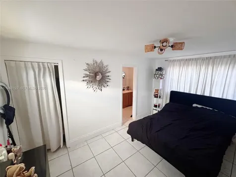 195 NW 135th Street Miami FL 33168