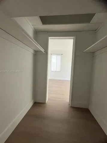 3921 N Meridian Avenue Miami Beach FL 33140