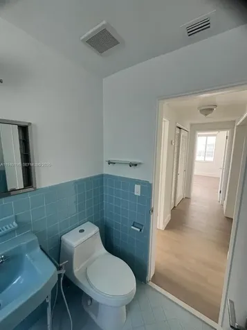 3921 N Meridian Avenue Miami Beach FL 33140
