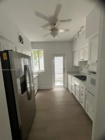 3921 N Meridian Avenue Miami Beach FL 33140