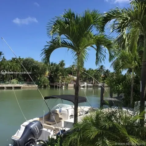 3921 N Meridian Avenue Miami Beach FL 33140