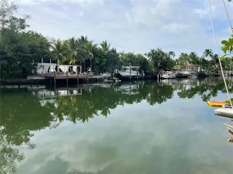 3921 N Meridian Avenue Miami Beach FL 33140