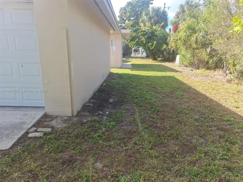 245 E Parkway Other City - In The State Of Florida FL 33904