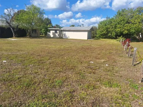 245 E Parkway Other City - In The State Of Florida FL 33904