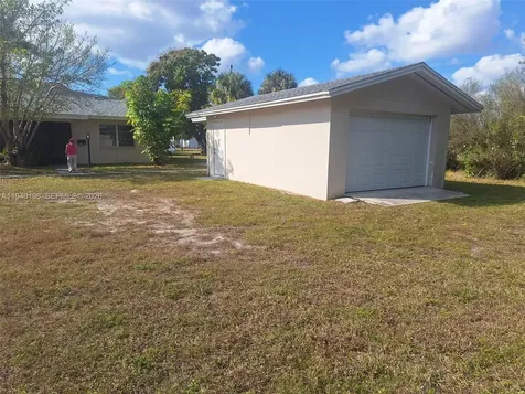 245 E Parkway Other City - In The State Of Florida FL 33904