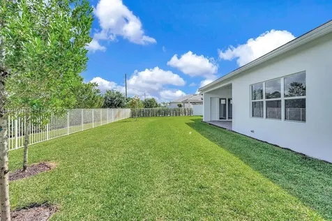 9693 Mosler Trail Lake Worth FL 33467