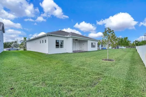 9693 Mosler Trail Lake Worth FL 33467