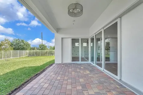 9693 Mosler Trail Lake Worth FL 33467