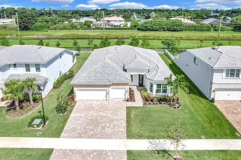 9693 Mosler Trail Lake Worth FL 33467