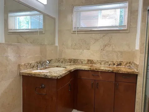 17 Edmund Road West Park FL 33023