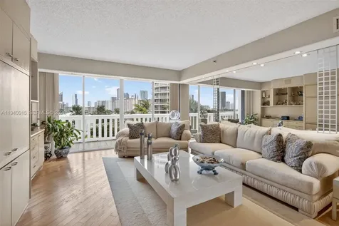 3000 Island Boulevard Aventura FL 33160