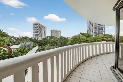 3000 Island Boulevard Aventura FL 33160