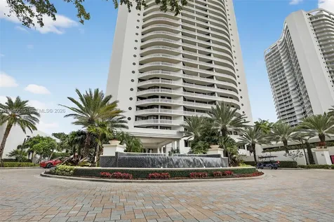 3000 Island Boulevard Aventura FL 33160