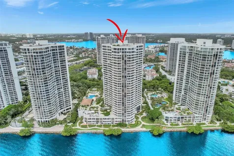 3000 Island Boulevard Aventura FL 33160