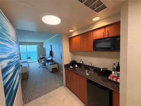 18001 Collins Avenue Sunny Isles Beach FL 33160