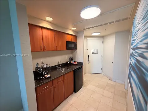 18001 Collins Avenue Sunny Isles Beach FL 33160