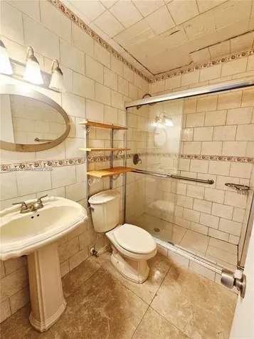 3494 E 4th Avenue Hialeah FL 33013