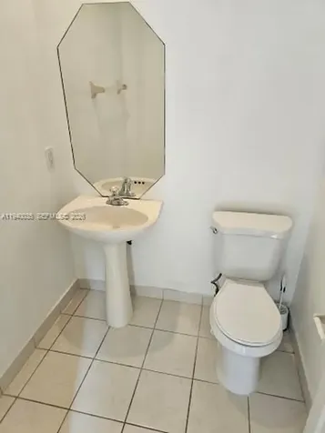 2160 NE 37th Road Homestead FL 33033