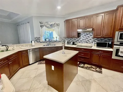 12841 Country Glen Drive Cooper City FL 33330