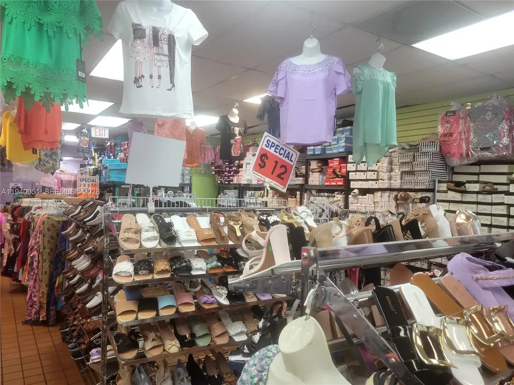 4036 W 12th Avenue Hialeah FL 33012