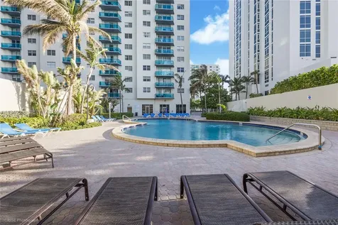 4001 S Ocean Drive Hollywood FL 33019