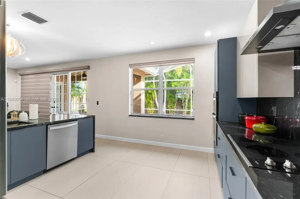 4963 NW 58th Avenue Coral Springs FL 33067