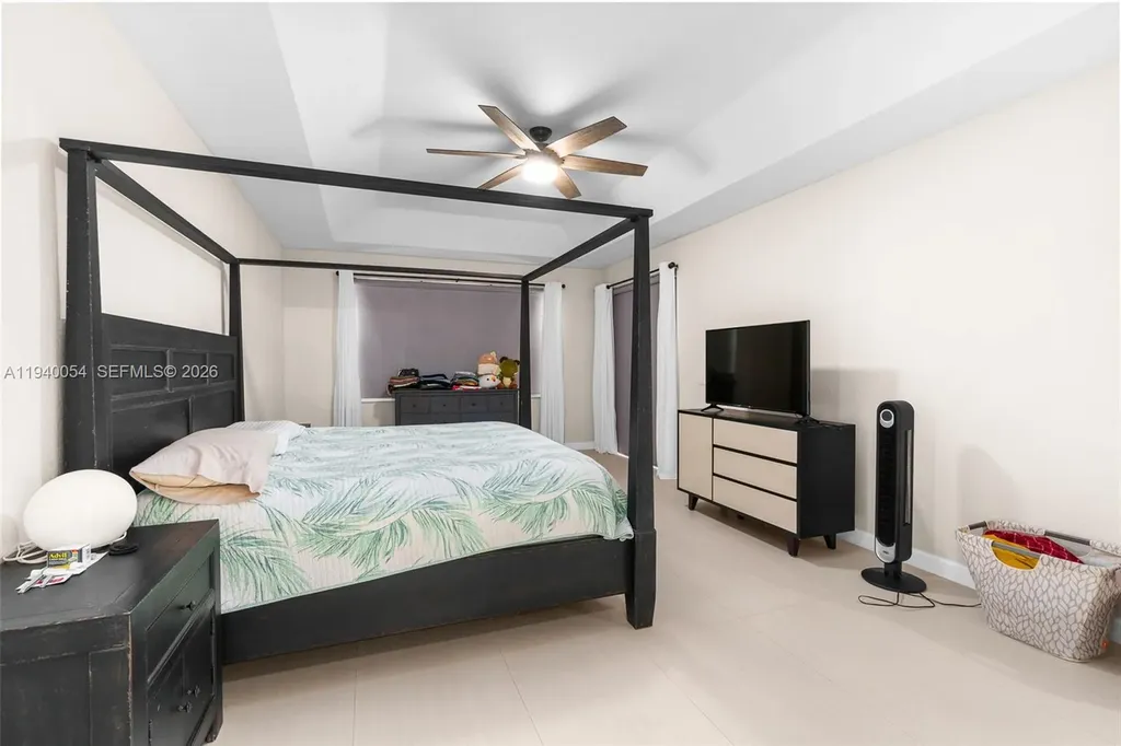 4963 NW 58th Avenue Coral Springs FL 33067