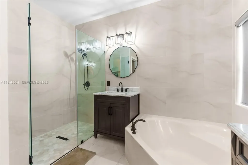 4963 NW 58th Avenue Coral Springs FL 33067