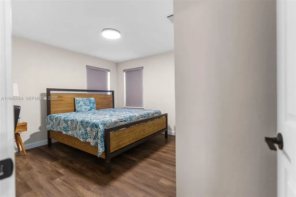 4963 NW 58th Avenue Coral Springs FL 33067