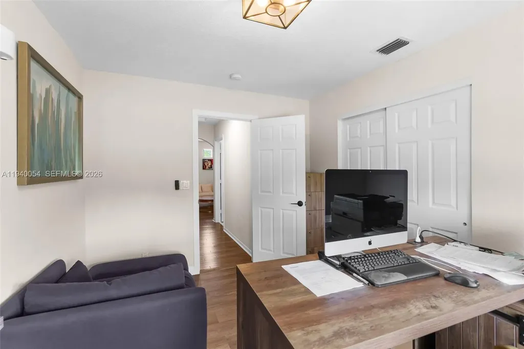 4963 NW 58th Avenue Coral Springs FL 33067