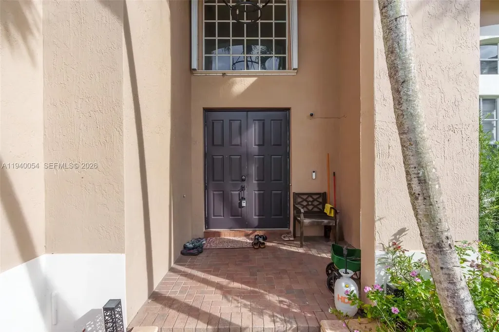 4963 NW 58th Avenue Coral Springs FL 33067