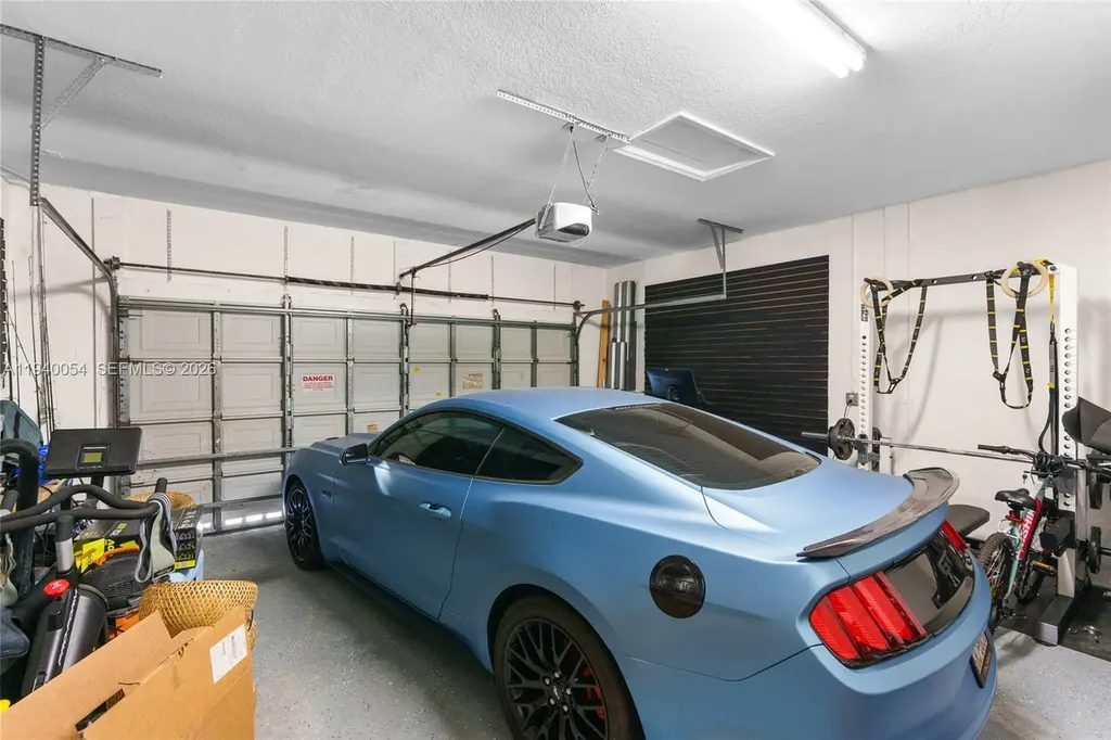 4963 NW 58th Avenue Coral Springs FL 33067