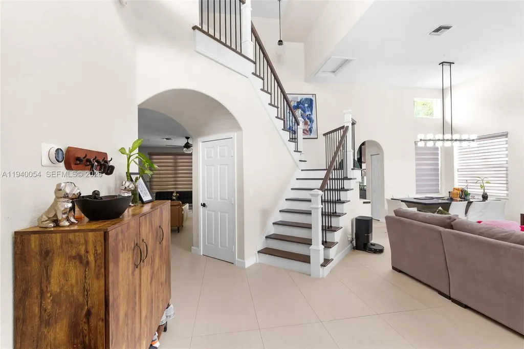 4963 NW 58th Avenue Coral Springs FL 33067