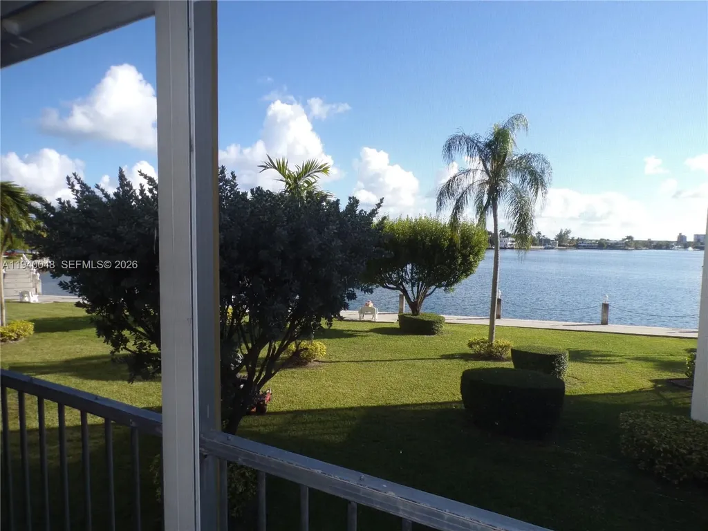 3020 Marcos Drive Aventura FL 33160