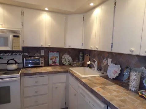 3020 Marcos Drive Aventura FL 33160